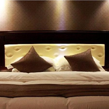 Creative Holiday Hotel Jinghong Rom bilde